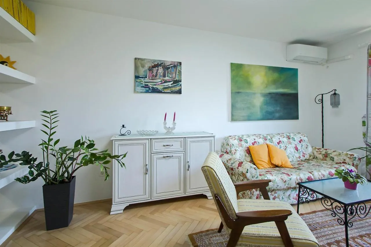 Apartment Apartman Mami-Krok Rijeka Croatia
