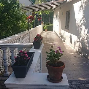  Apartment Morepal