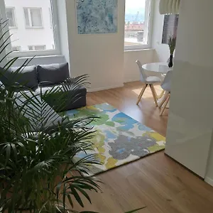  Apartment Marina Center